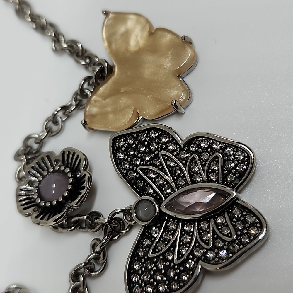 Necklace - Picture 9 of 10